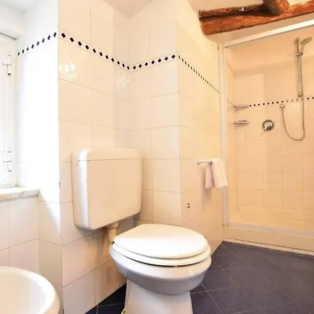 Della Piazza Chiavari